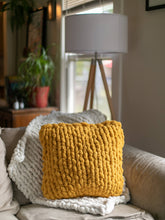 Load image into Gallery viewer, 18x18 Knit Pillow