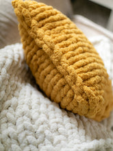 Load image into Gallery viewer, 18x18 Knit Pillow