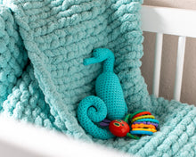 Load image into Gallery viewer, Chunky Knit Baby Blanket