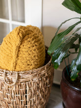 Load image into Gallery viewer, 24x24 Knit Pillow